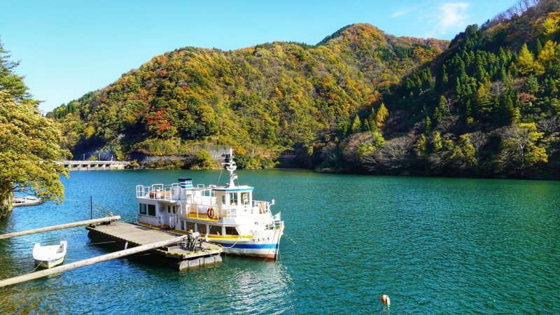 庄川峡遊覧船